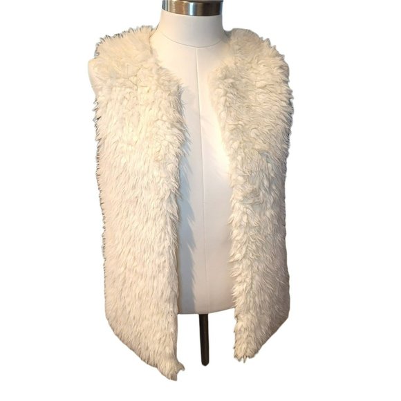 Charlotte Russe White Faux Fur Sherpa Woman's Vest Jacket Small VR1 - Picture 5 of 5